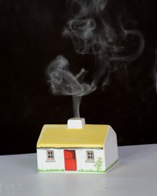 Biddy Murphy Irish Turf Ceramic Cottage Incense Burner: Includes 12 Irish Peat Briquettes, Made in Ireland