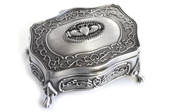 Claddagh Pewter Jewelry Box: Timeless Irish Elegance