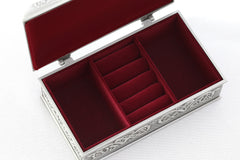 Claddagh Pewter Jewelry Box: Exquisite & Spacious Storage